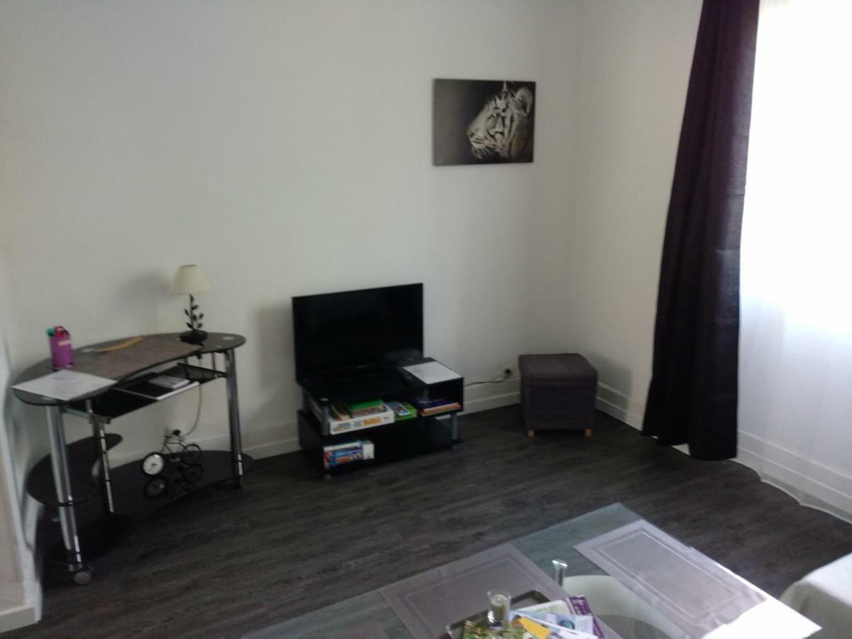 Appartement "Les Tournesols" 1Er Etage 2Ch Avec Parking A Lurs Luaran gambar